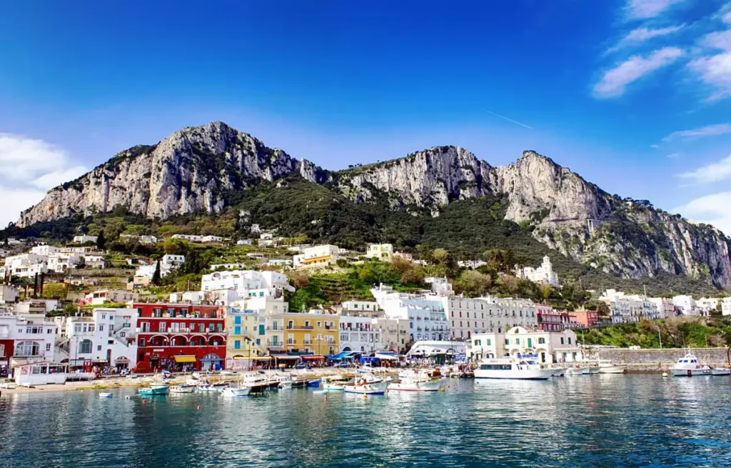 ilha de Capri, na Itália Imagem de Bilal EL-Daou por Pixabay